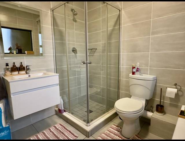3 BEDROOM APARTMENT FOR SALE IN WATERFALL